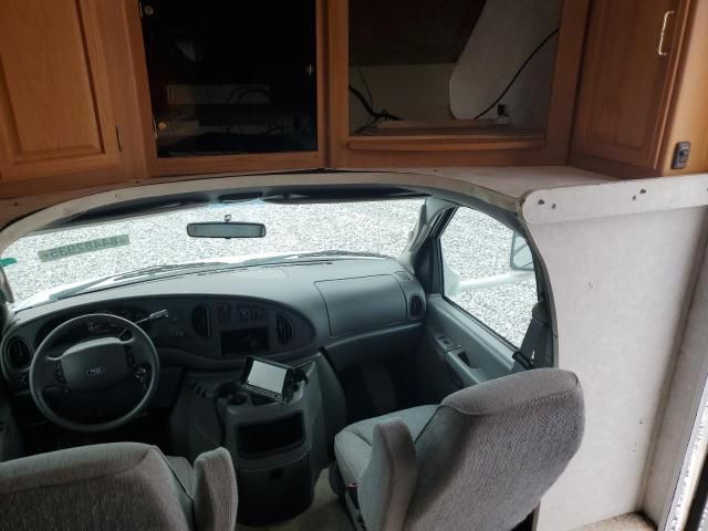 2003 Ford Econoline E450 Super Duty Cutaway Van