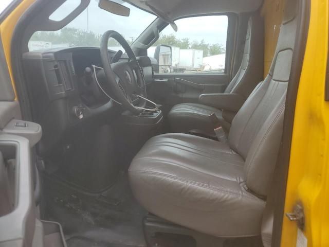 2018 GMC Savana Cutaway G3500