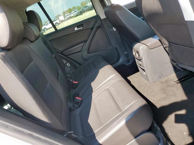 2017 Volkswagen Tiguan s