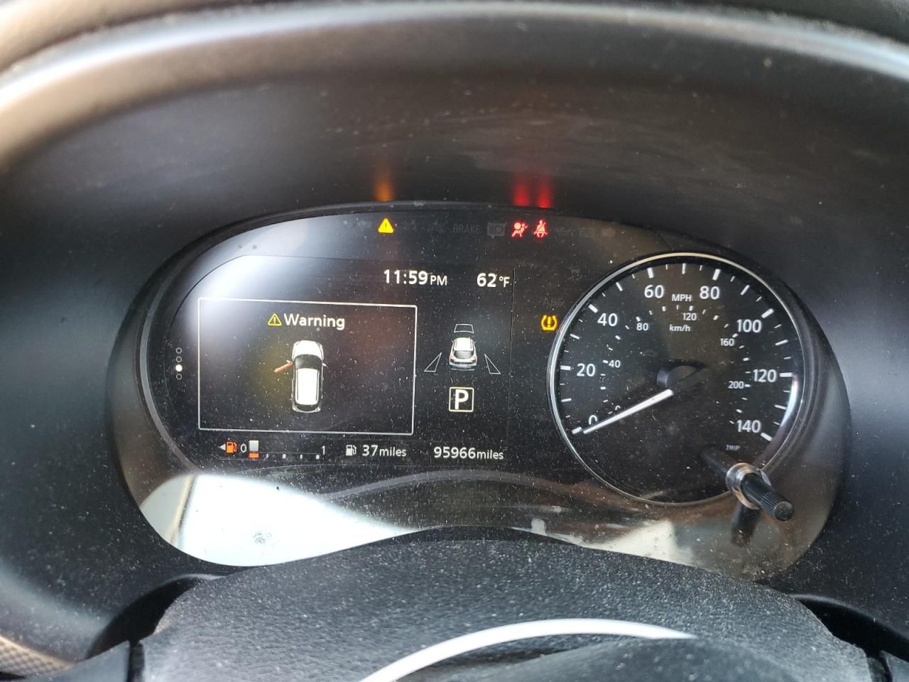 2023 Nissan Kicks sv