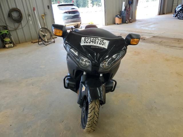 2013 Honda GL1800 B