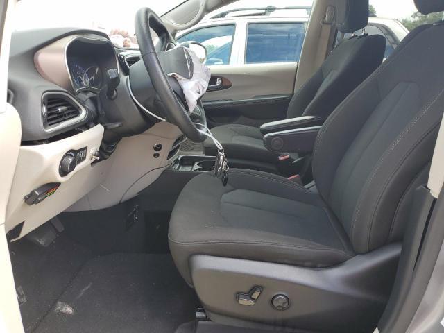 2021 Chrysler Voyager lx