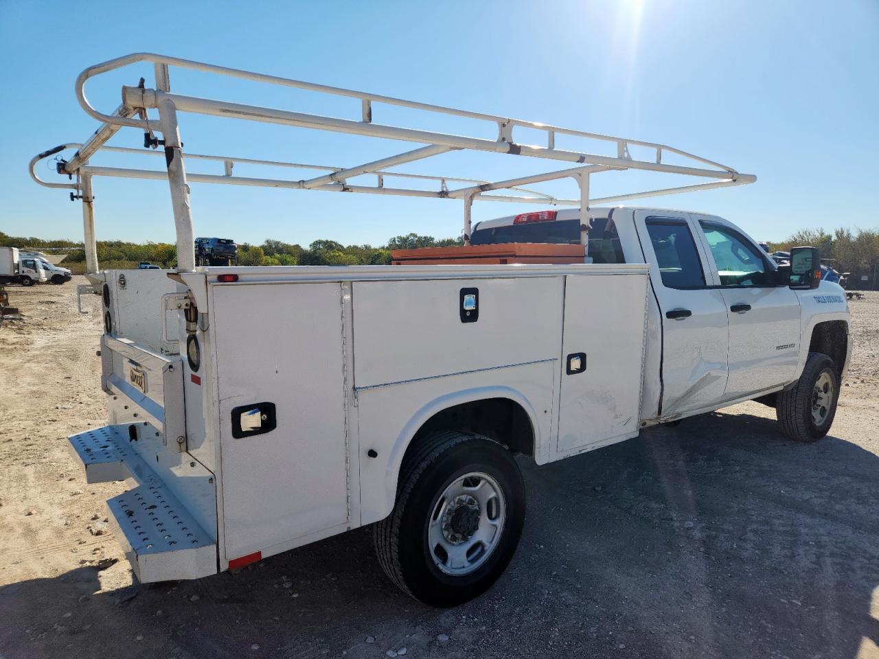 2017 Chevrolet Silverado Utility / Service Truck