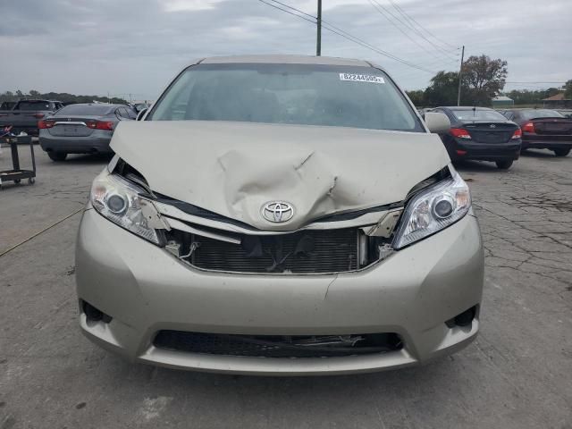 2015 Toyota Sienna LE