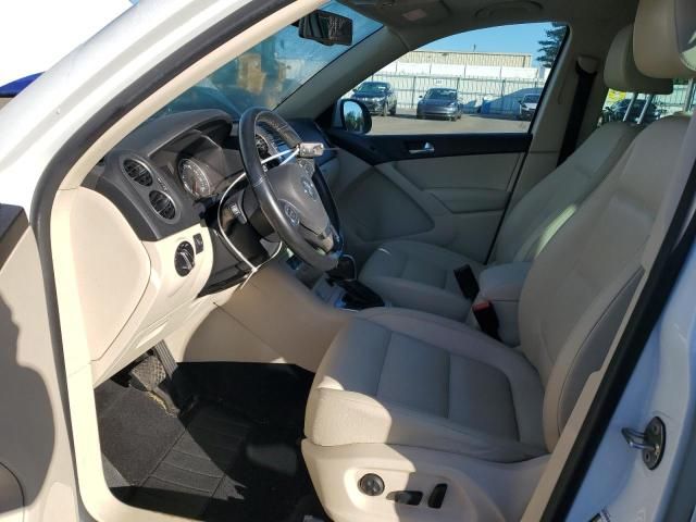 2016 Volkswagen Tiguan S