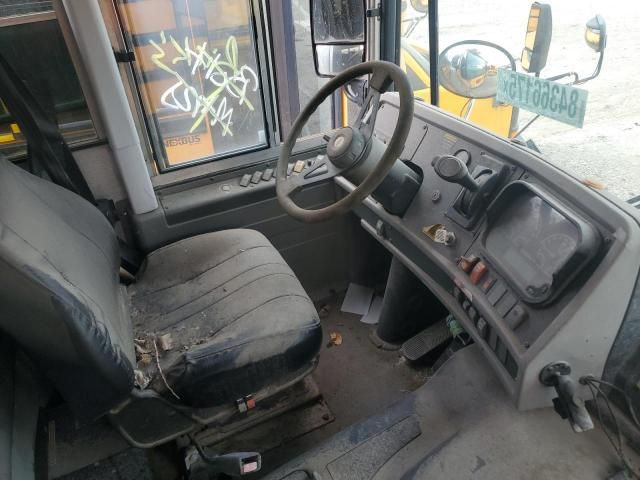 2011 Thomas SAF-T-LINER HDX-School Bus