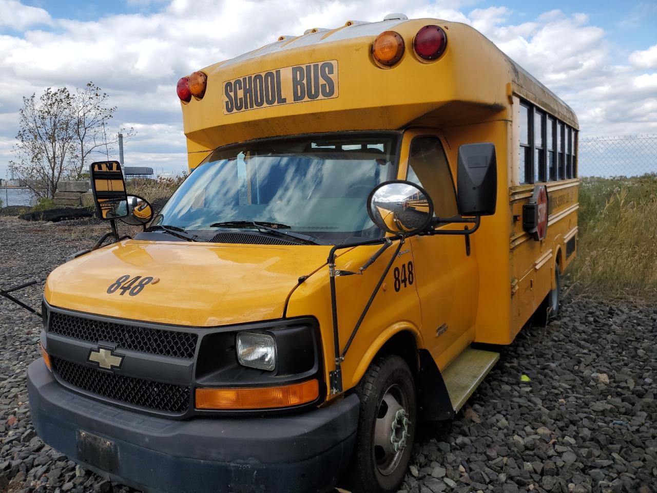 2013 Chev 2012 Chevrolet Express School Bus