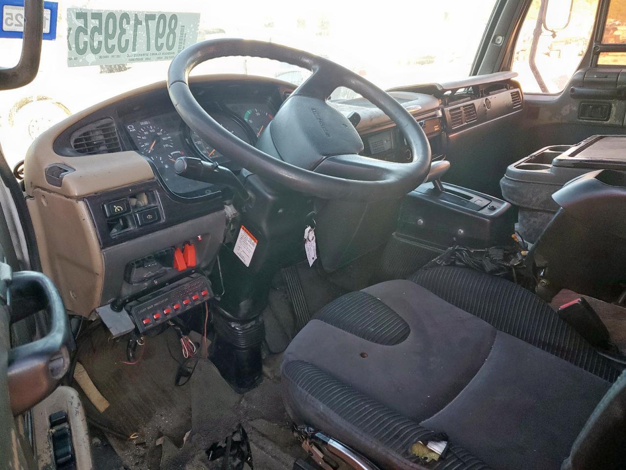 2007 Nissan UD Rollback TOW Truck