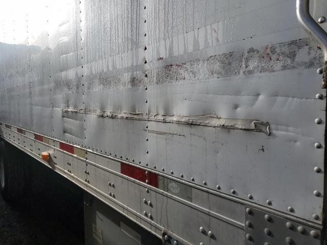 2010 Utility VS2RA Refrigerated Van Trailer