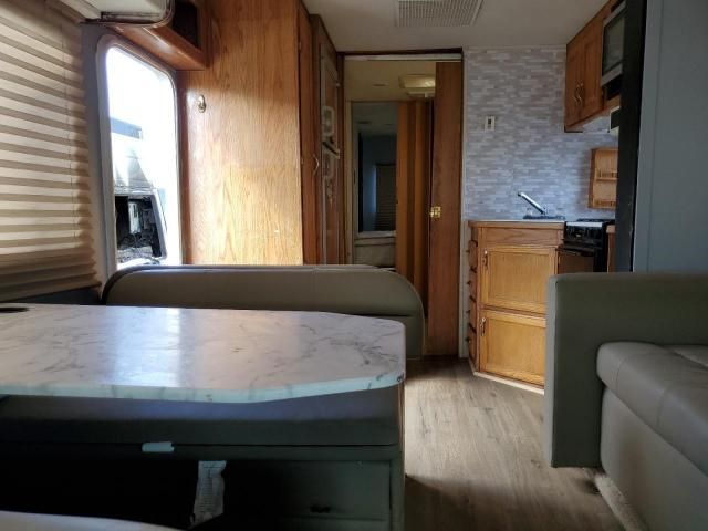 1999 Gulf Stream 1999 Ford Econoline E450 Super Duty Cutaway Van RV