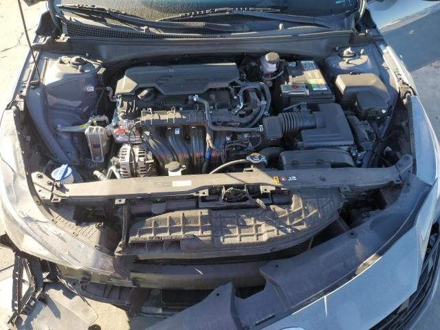 2021 Hyundai Elantra se