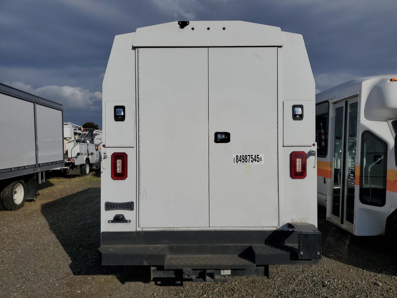 2022 Chev 3500 Express