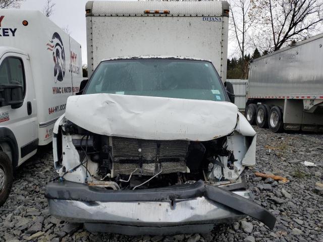 2016 Chev Express G4500