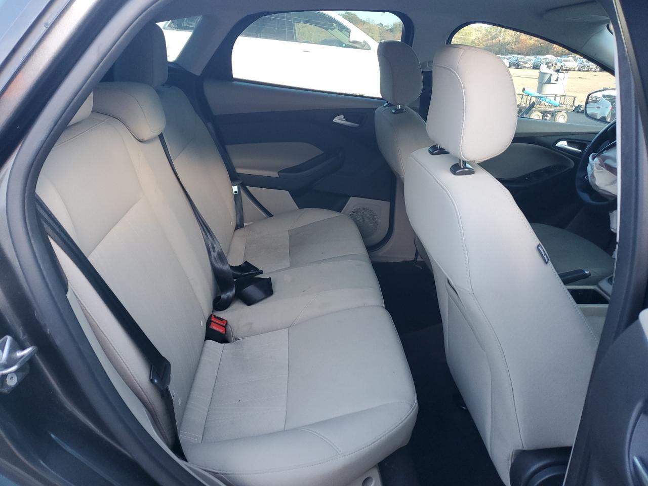 2018 Ford Focus se