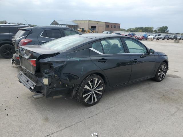 2020 Niss An Altima sr