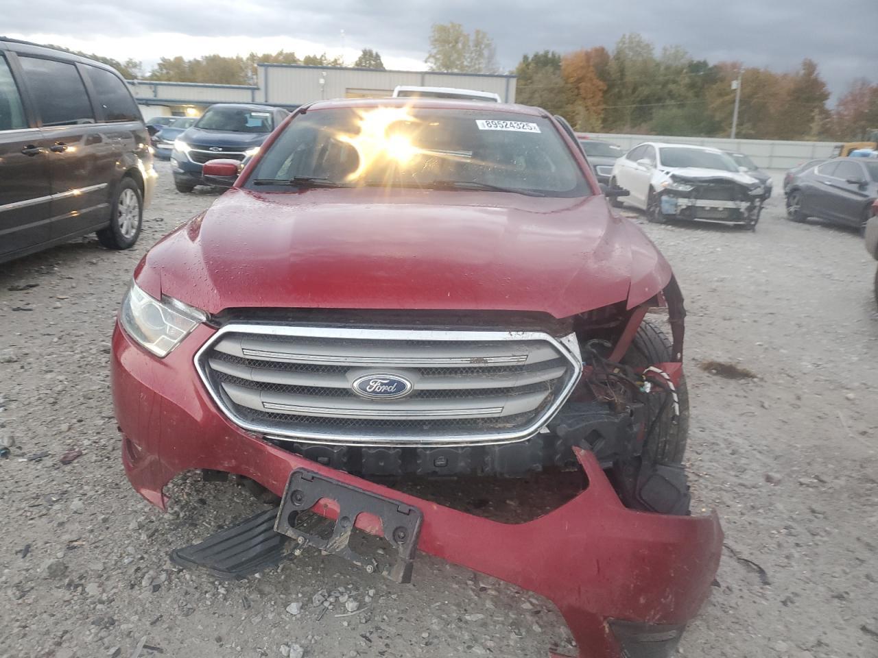 2014 Ford Taurus sel