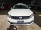 2015 Volkswagen Passat SE