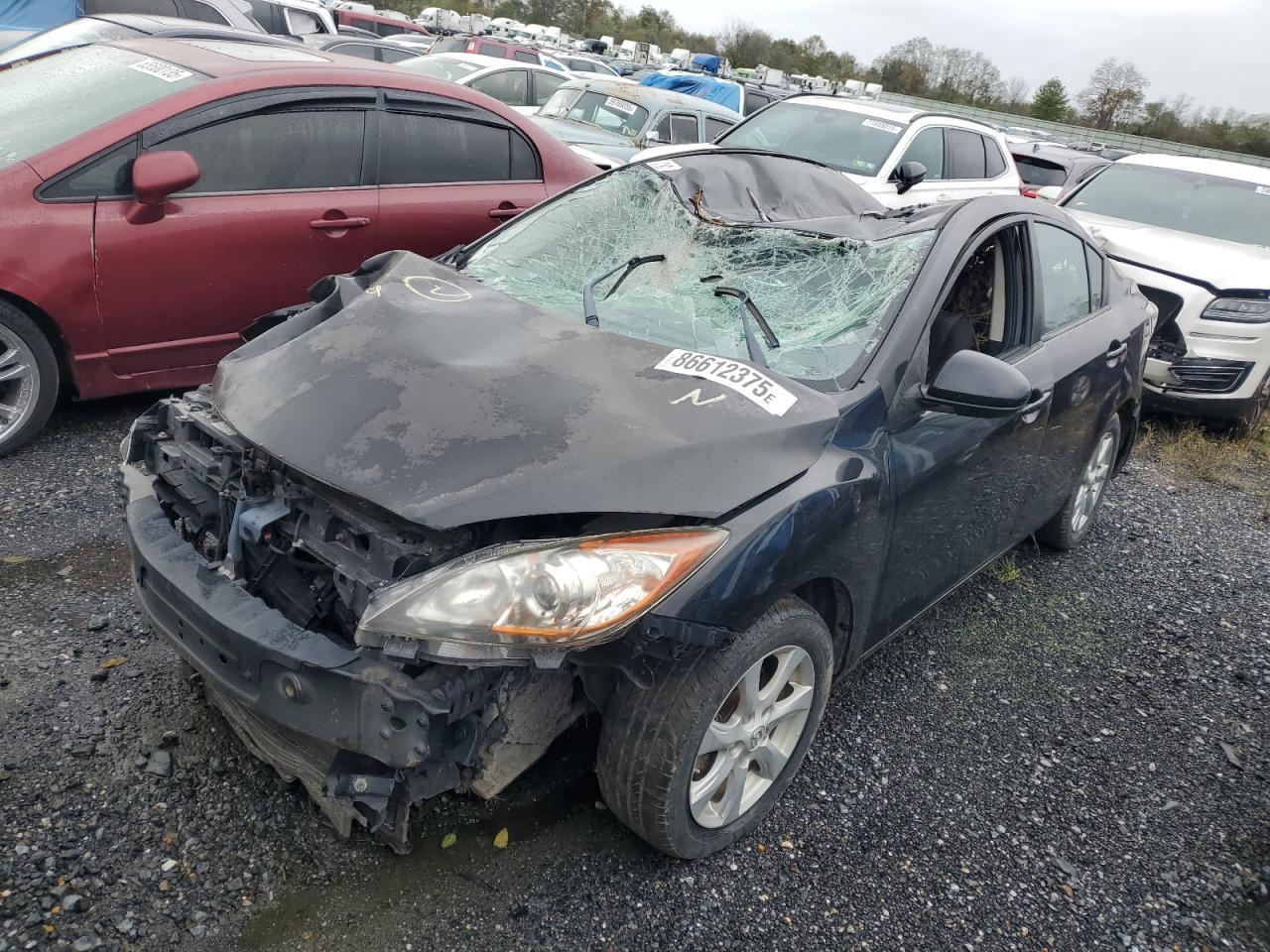 2011 Mazda 3 I