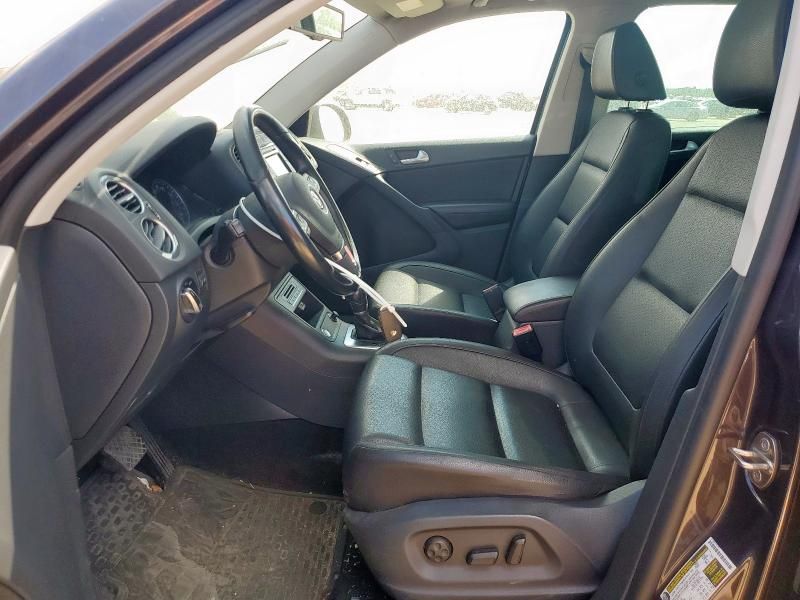 2016 Volkswagen Tiguan S