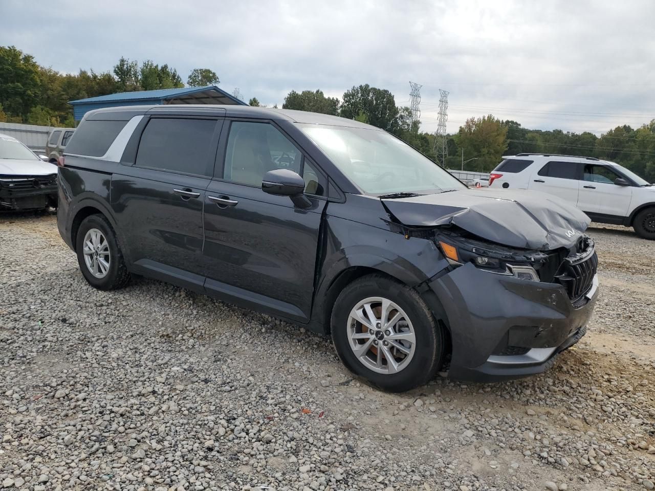 2024 KIA Carnival lx