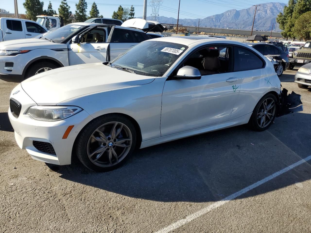 2016 BMW M235i