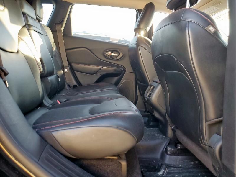 2014 Jeep Cherokee Trailhawk