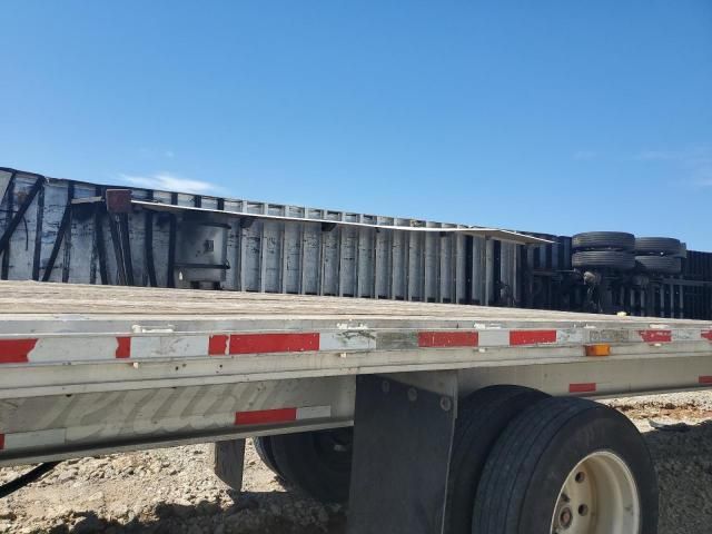 1995 East Manufacturing Flatbed Trailer