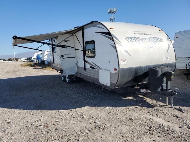 2019 Wildwood By Forest R X-LITE Series M-241R