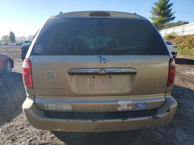 2003 Chrysler Town & Country LX