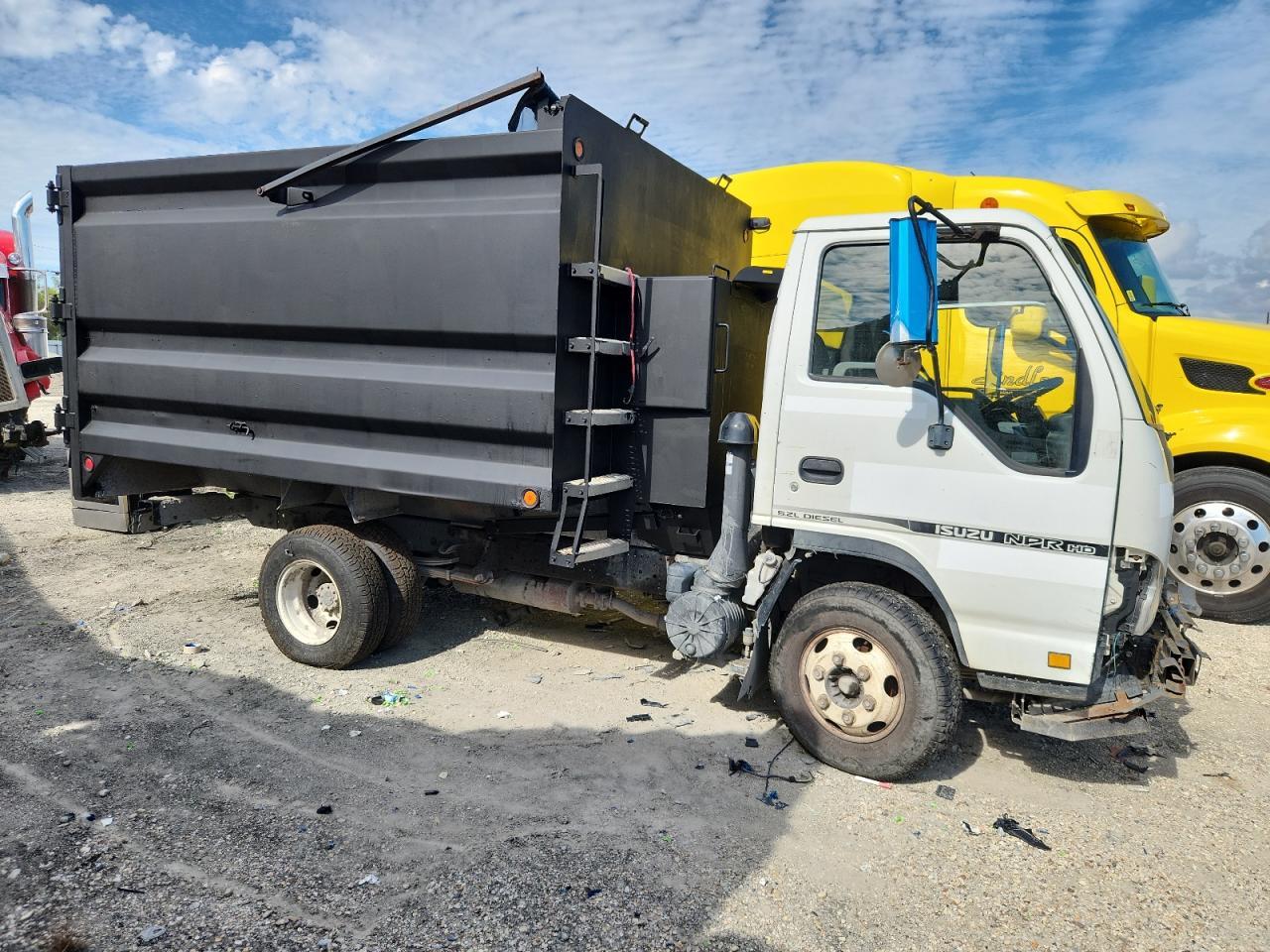 2007 Isuzu NPR