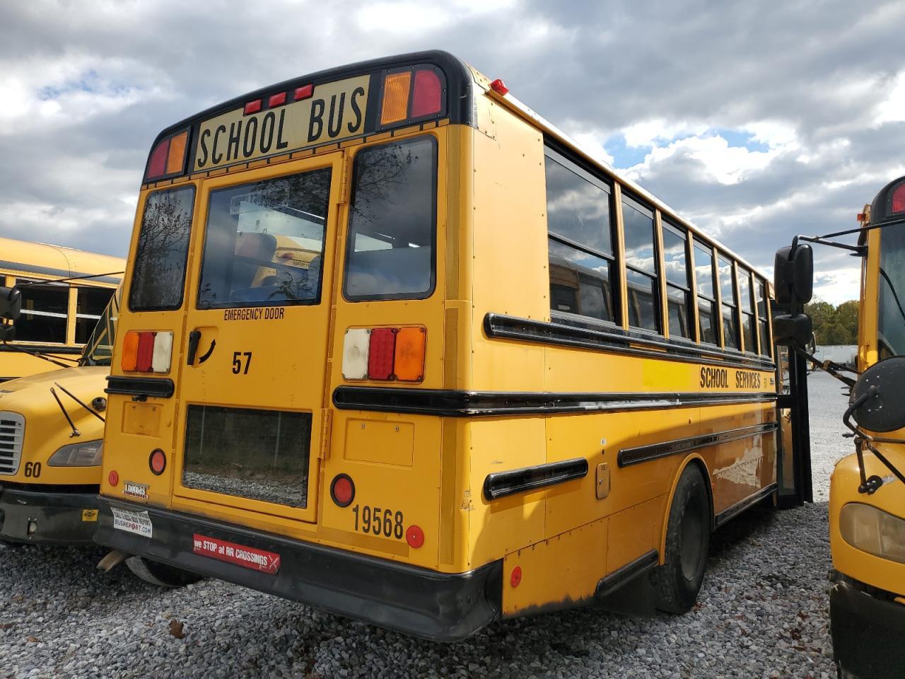 2011 Freigliner 2011 Thomas SAF-T-LINER C2-School Bus