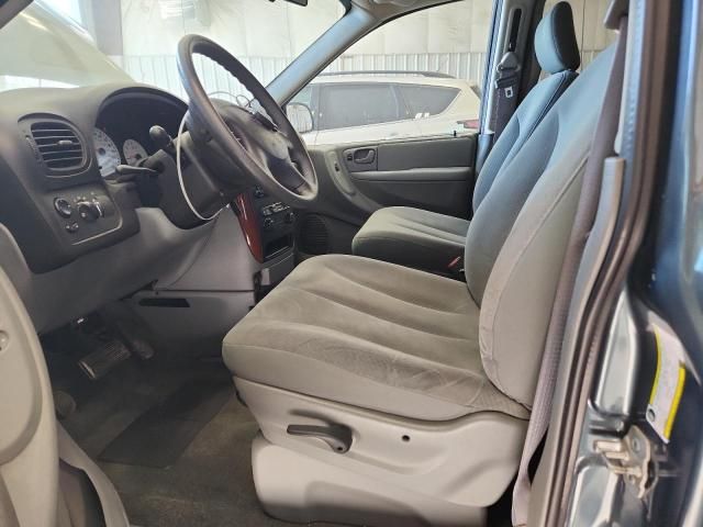2007 Chrysler Town & Country LX