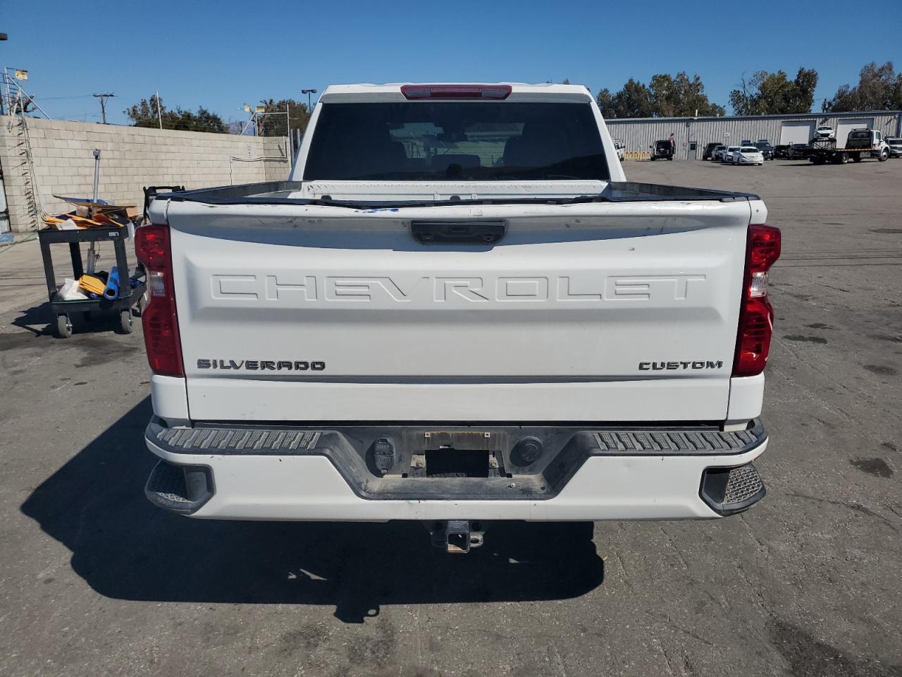 2023 Chev Rolet Silverado C1500 Custom