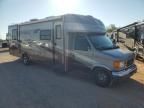 2006 Ford Econoline E450 Super Duty Cutaway Van