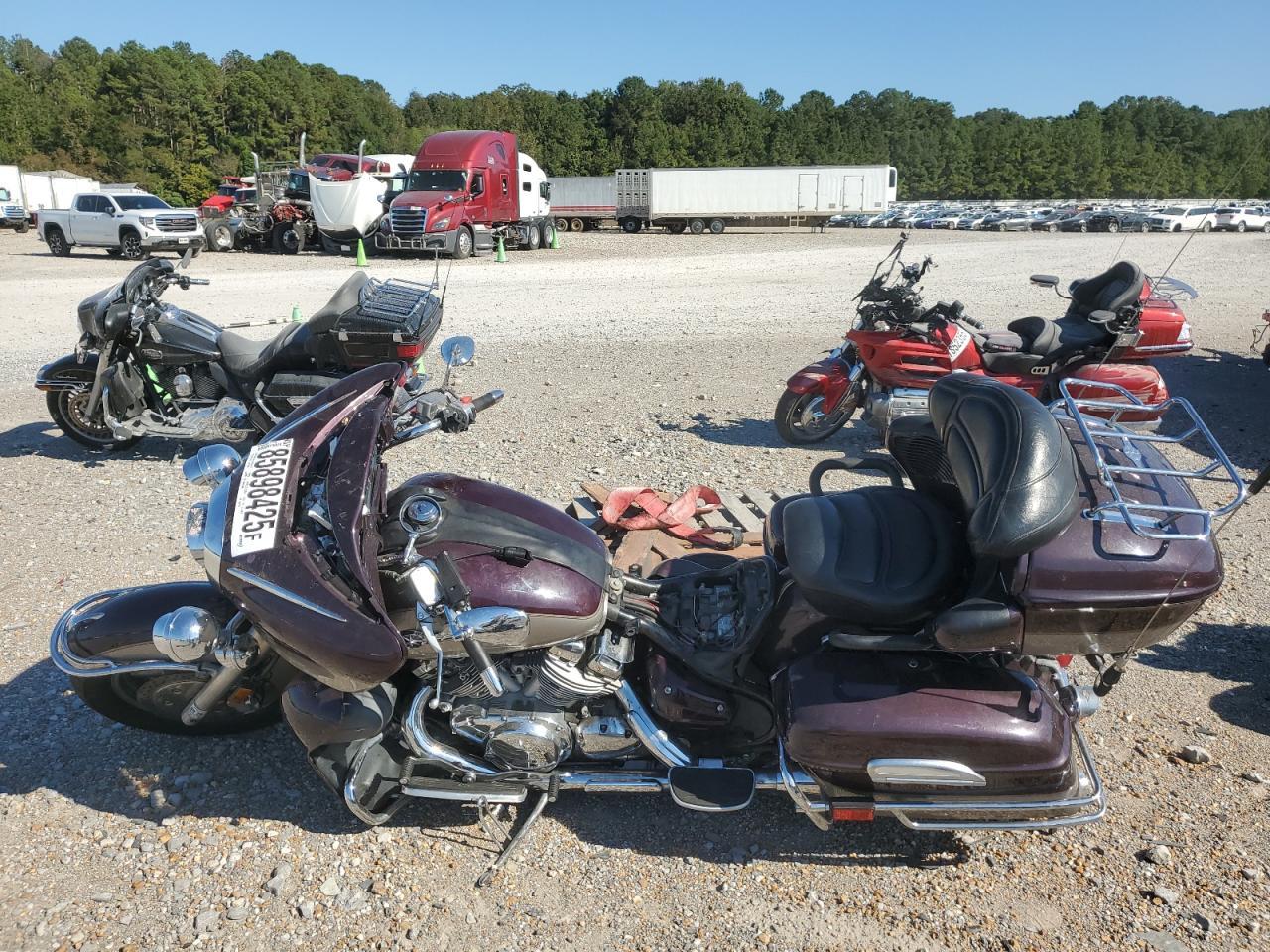 1999 Yamaha XVZ13 TF