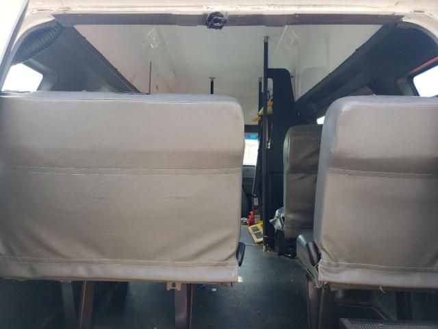 2013 Ford Econoline E350 Super Duty Van