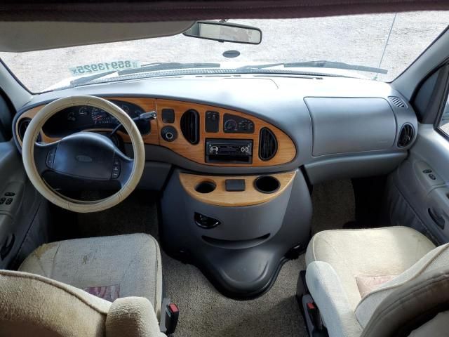 1999 Gulf Stream 1999 Ford Econoline E450 Super Duty Cutaway Van RV