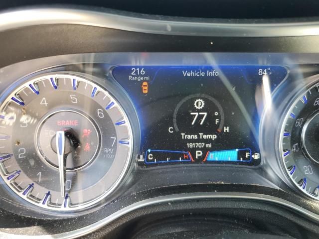2016 Chrysler 300 Limited