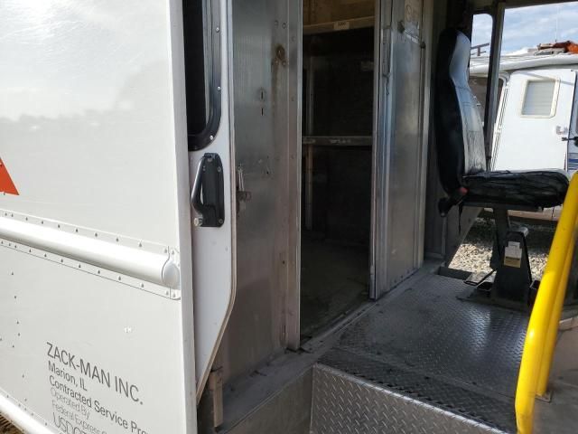 2016 Ford Econoline E450 Super Duty Commercial Stripped Chas