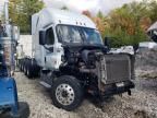 2015 Freightliner Cascadia Semi Truck
