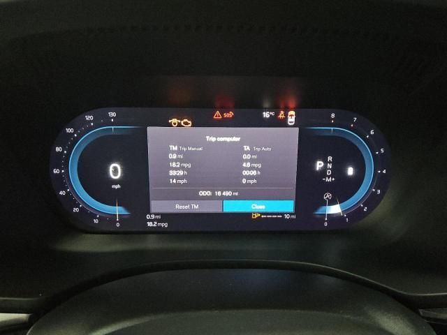 2025 Volvo XC60 Plus