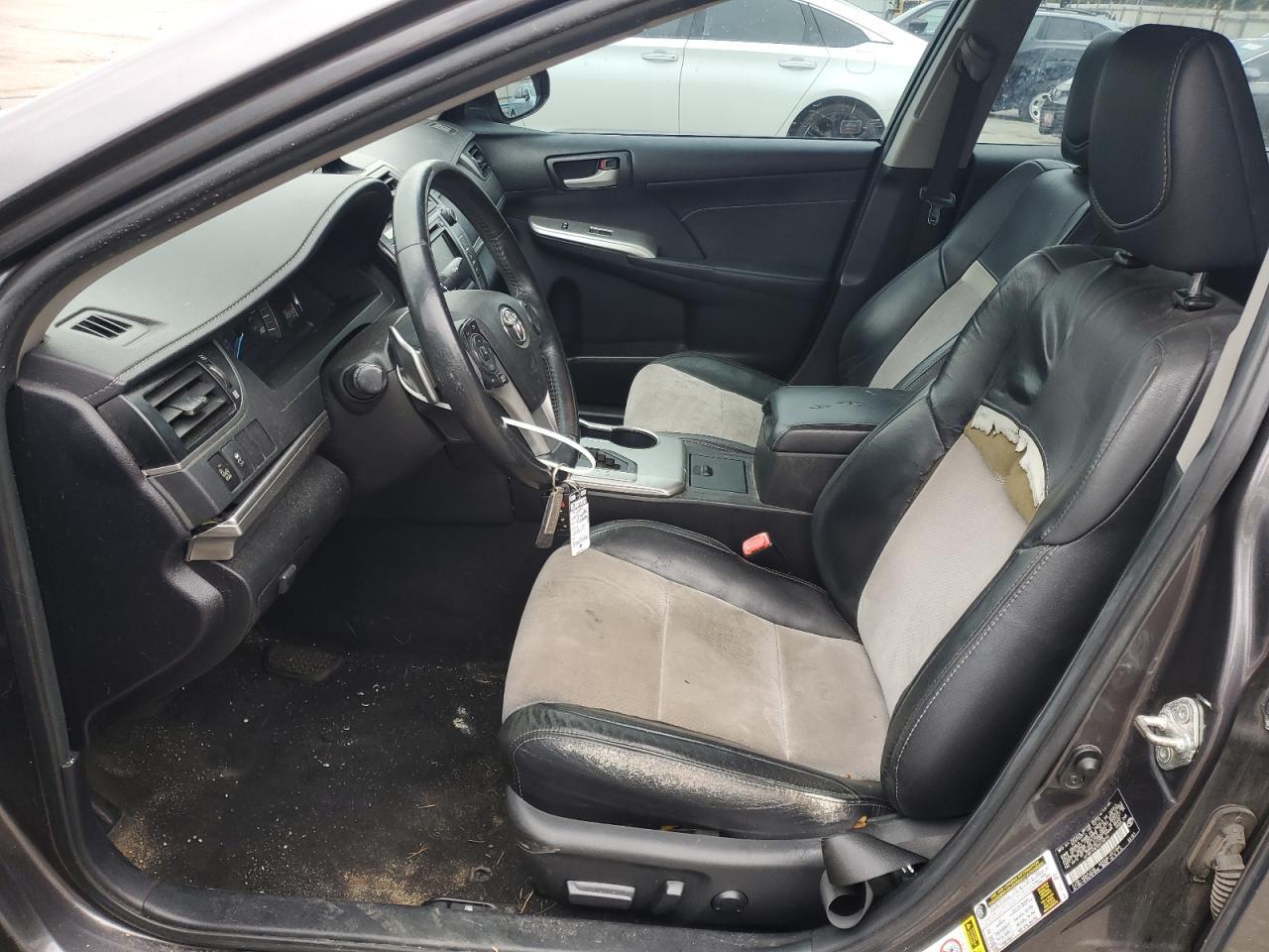 2014 Toyota Camry l