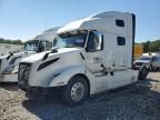 2019 Volvo VNL Semi Truck