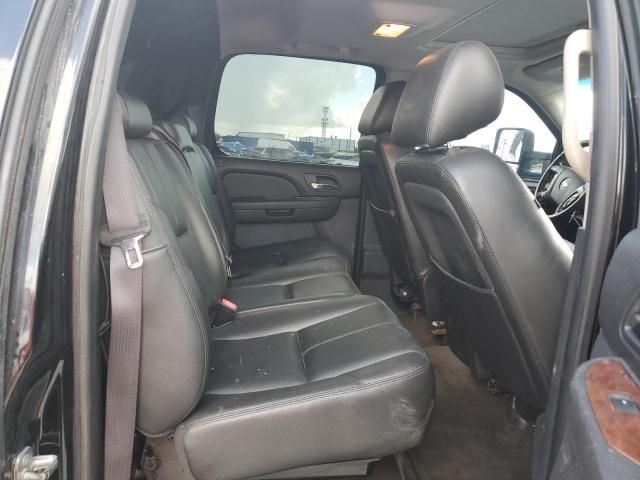 2012 Chev Rolet Avalanche LT