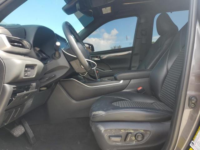 2022 Toyota Highlander xse