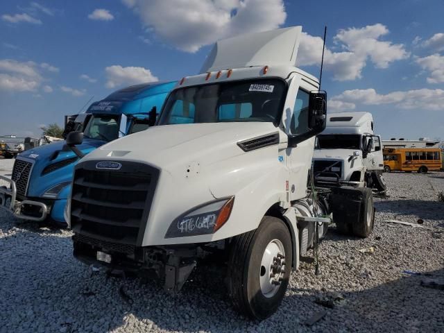 2024 Freightliner Cascadia 126 Semi Truck
