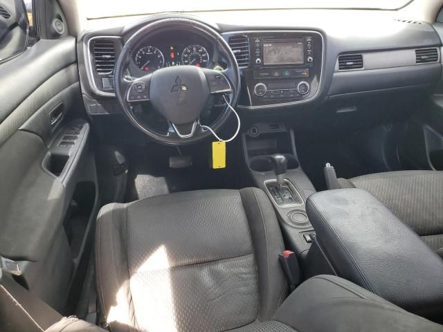 2016 Mitsubishi Outlander SE