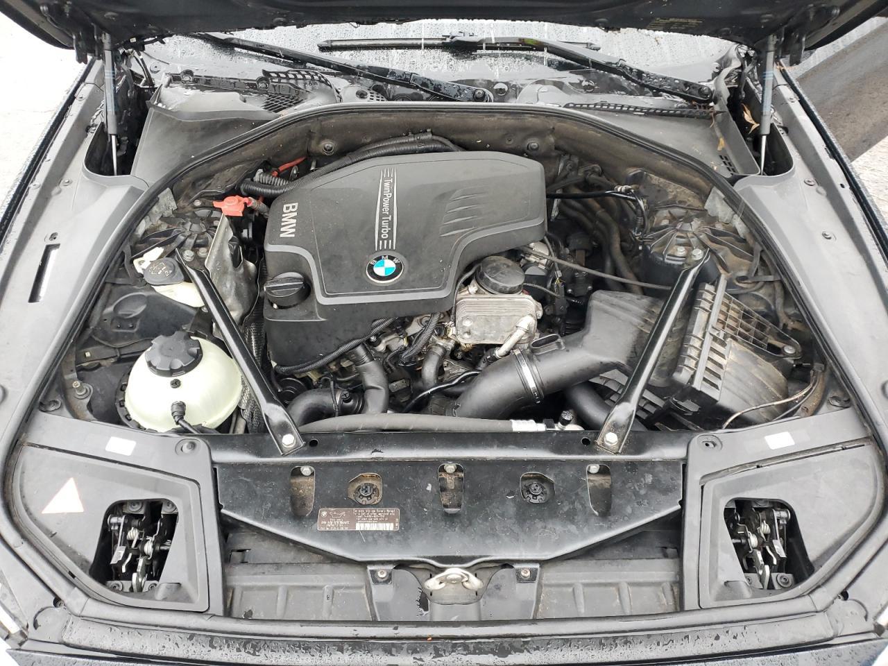2013 BMW 528 i