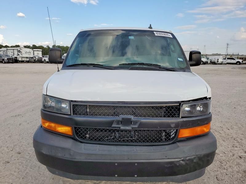 2020 Chevrolet Express G2500