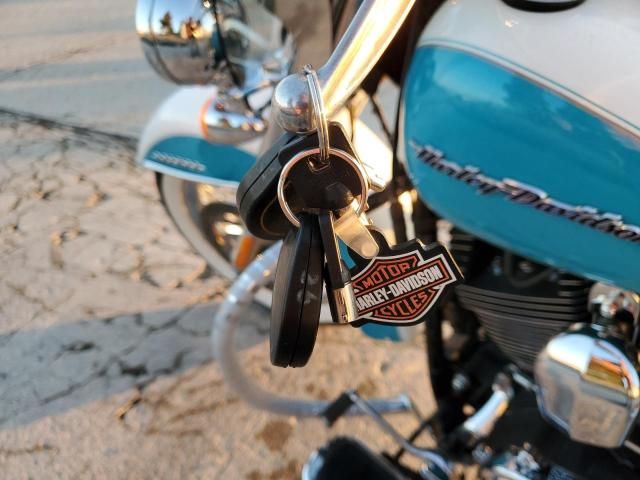 2017 Harley-Davidson Flstn Softail Deluxe